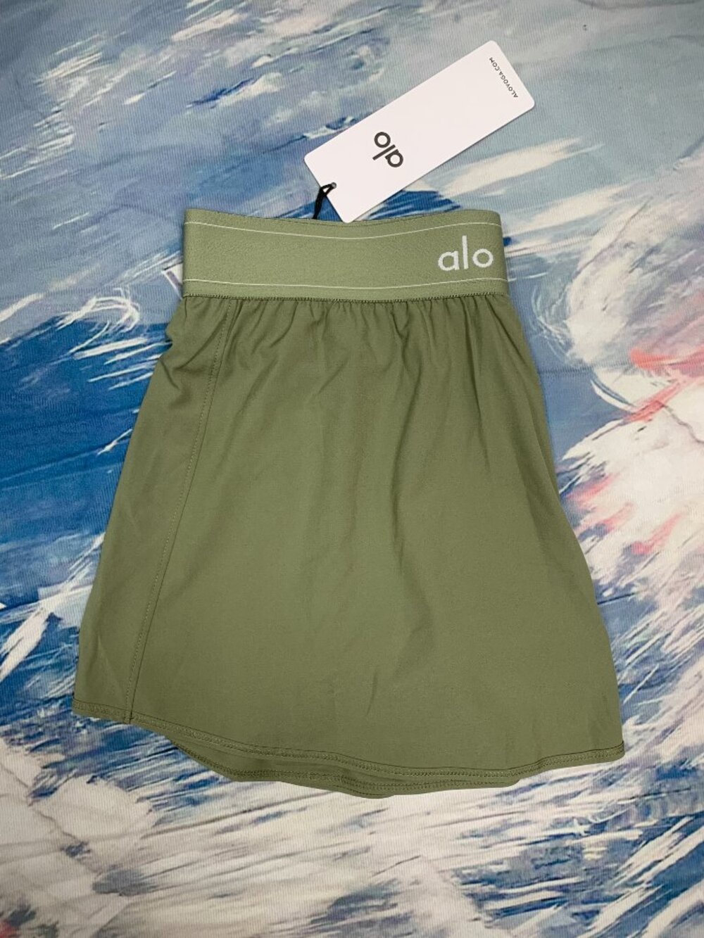 ALO Yoga Dune Grass Tennis Skirt 🌿 New Sporty Casual Mini - Picture 5 of 9